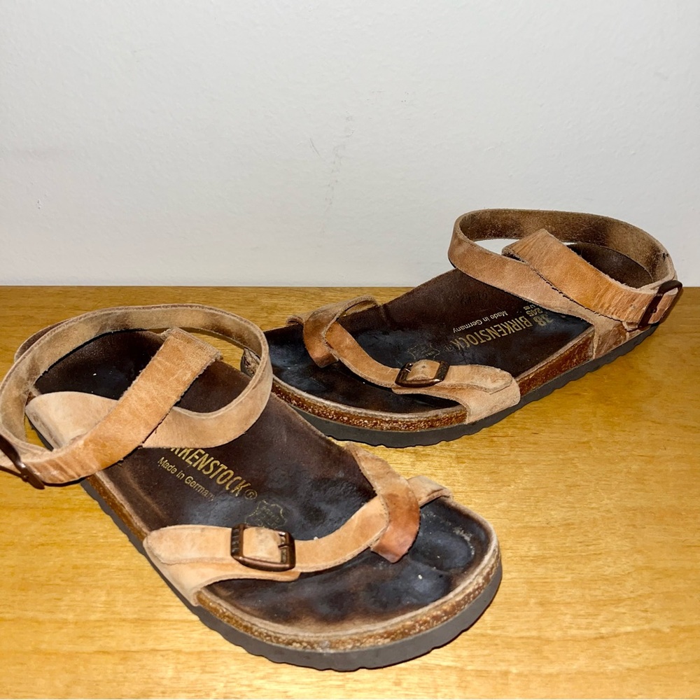 Birkenstock Sandal Sz 7.5 Narrow